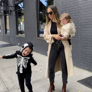 Five Comfy & Chic Mom Outfits